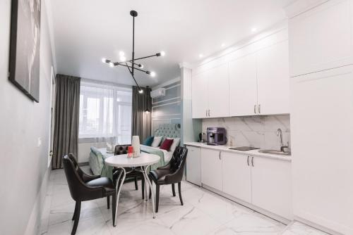 Royal Tower Vip Smart Apartments 1