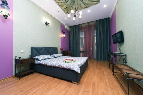 One Bedroom Apartment - Centre Of Kiev - 2140