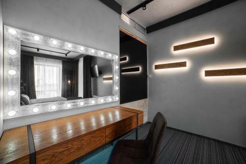 Mojo Boutique Hotel