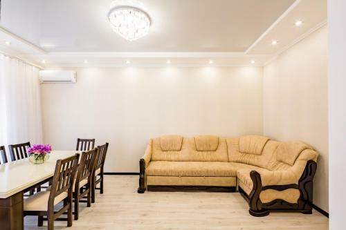 Avangard Franko Apartment