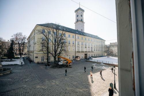 Grand Rynok Square Apartment