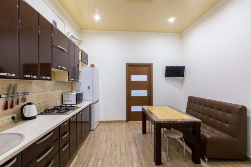 Apartments Forum White