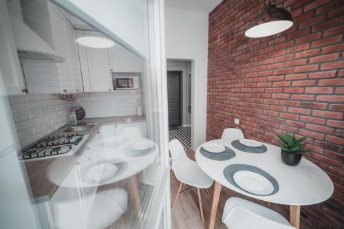 Kostjukowski Apartments Nizhynska 17