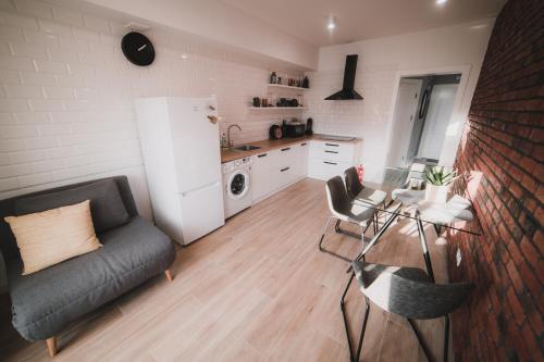 Kostjukowski Apartments Nizhynska 17
