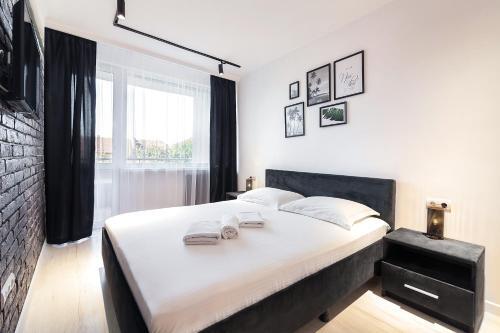 Apartment On Svobody Avenue 6/8