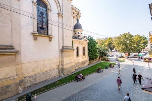 Modern Apartment In Lviv Historic Centre