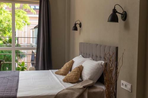 Poet Apartments