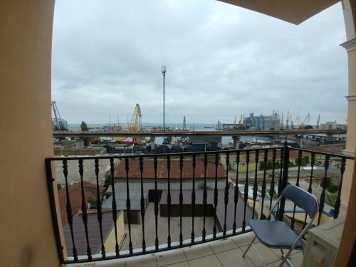 Calm Harbour Sea View Apartment