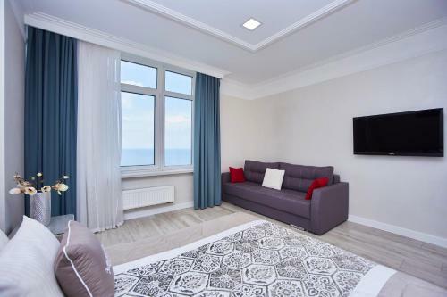 Panoramic Plaza Apartments