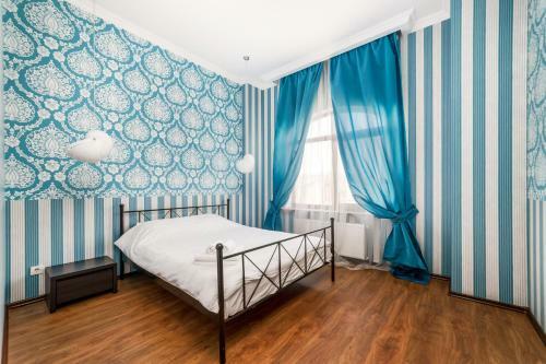Stylish Apartment With A Balcony Overlooking The Park