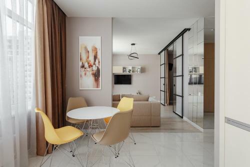 Elegant Apartment In Arcadia
