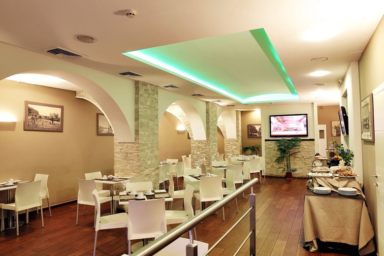 Cristal Palace Hotel