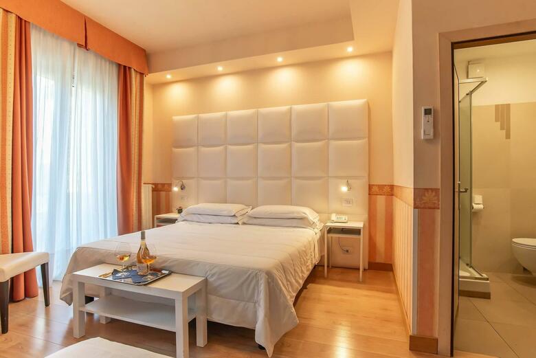 Hotel Jane