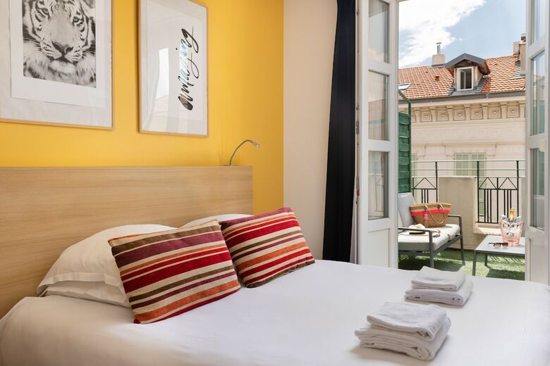 Nicea Hotel