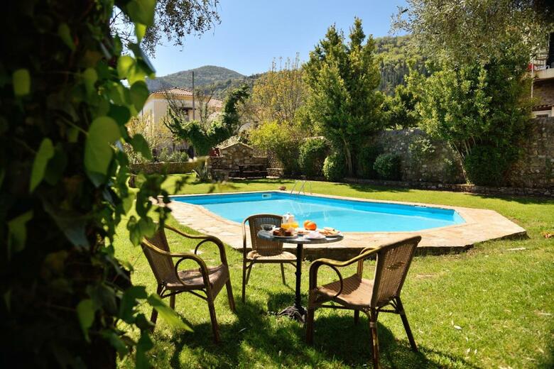 Byzantion Hotel