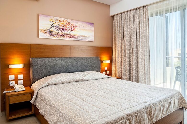 Aparthotel Bella Pais