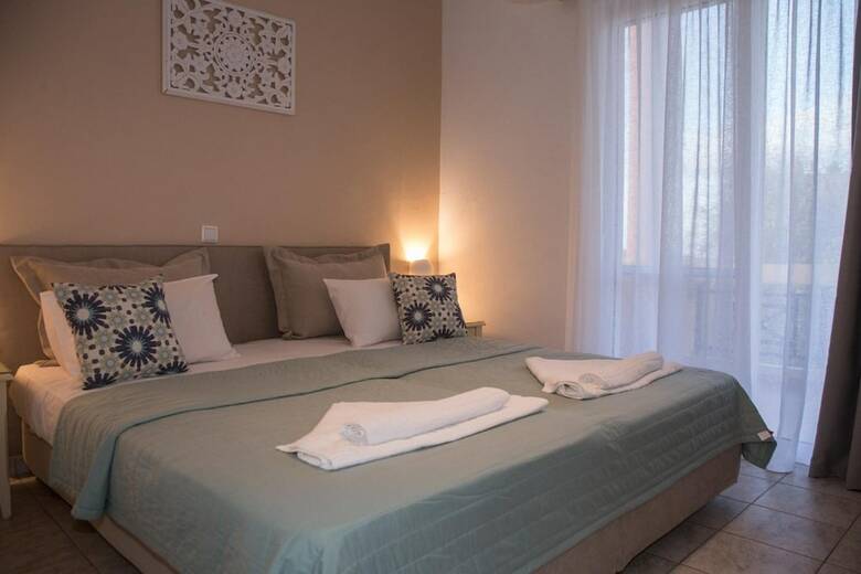 Solon Apartments