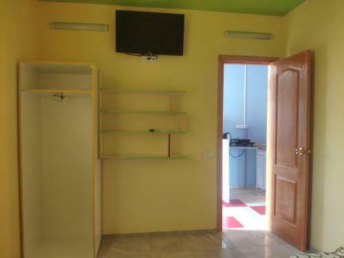 Hostal ??????-????? "summer House"