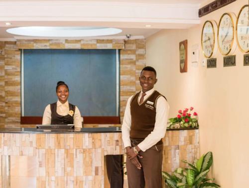 Apartamento Royal Suites Hotel - Tree-bedrooms Suite 2