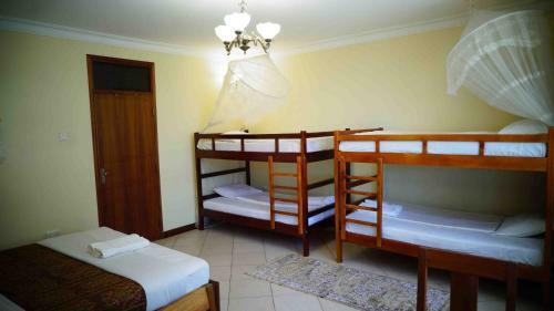 Hostal Apricot Guest House