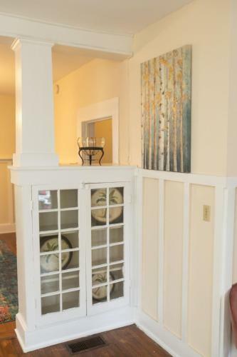 Birmingham Blazers Bungalow! 5 Mins From Uab! Sleeps 12! Pets Ok!