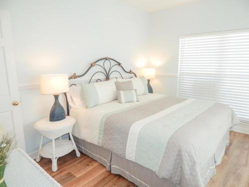 042 North Shore Home