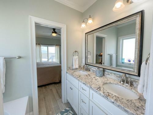 059 Dauphin Tale Home