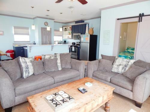 068 Seacasa Home