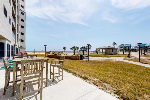 Plantation Dunes II