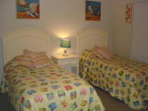 Beautifully Decorated 3 Bedroom 3 Bath Unit Beachfront In Gulf Shores |