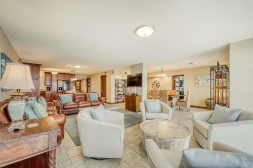 Edgewater West #103