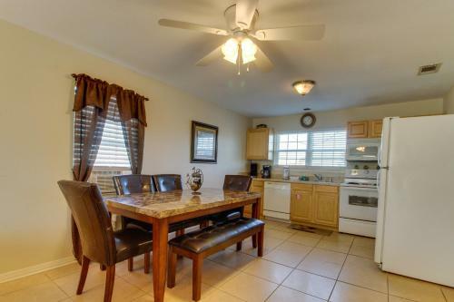 Byron's Beach House