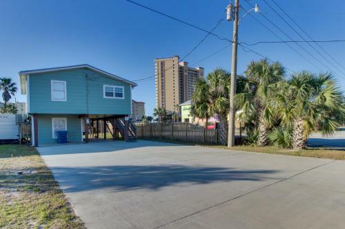 Byron's Beach House