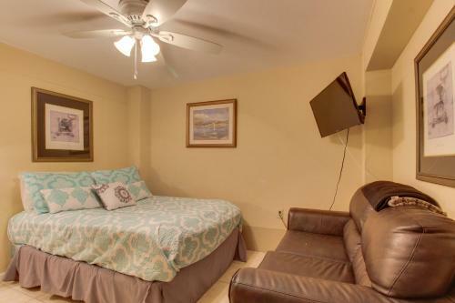 Byron's Beach House