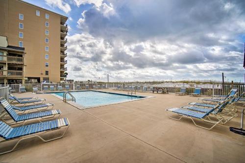Apartamento Oceanfront Condo With Pool And Beach Access!