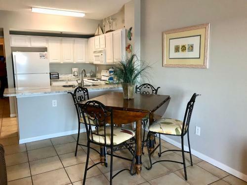 Tropic Isle By Gulf Shores Rentals