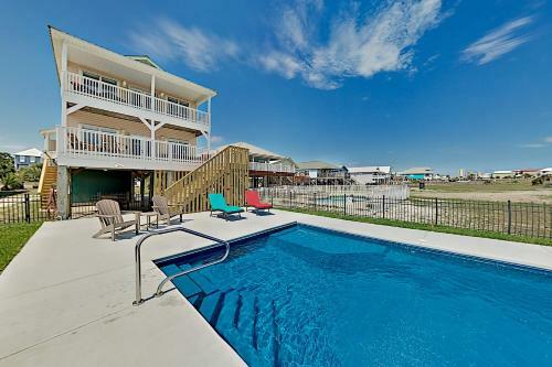 1387 W Lagoon Ave Home