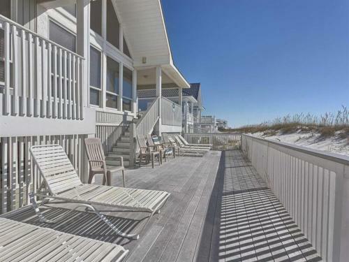 Erica's Sandpiper By Meyer Vacation Rentals