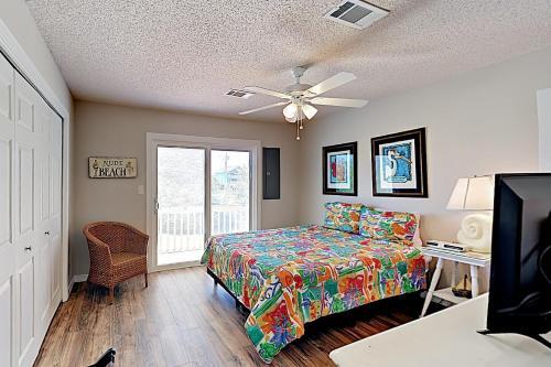 Apartamento New Listing! Blue Heron: 2 Lagoon-front Units Duplex