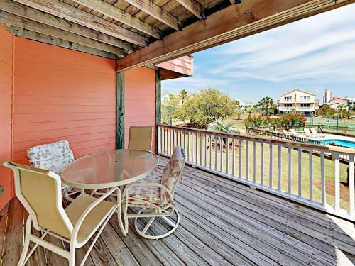 1233 W Lagoon Avenue Townhouse Unit A