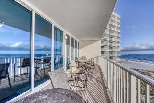 Lighthouse Condominiums III