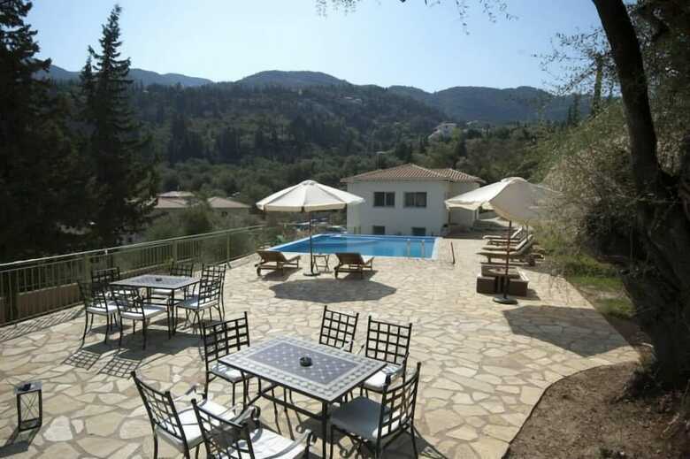 Hotel Lefkas Petra