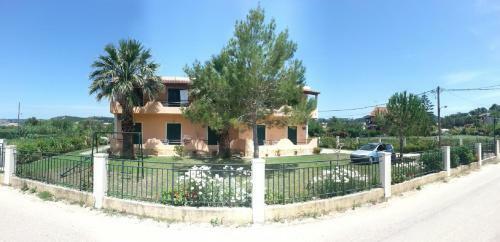 Faiakes Apartments