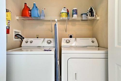 Apartamento Oceanfront Orange Beach Condo With Pool And Balcony!