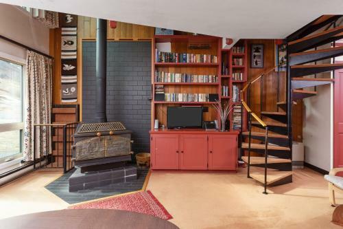 East Condo #222