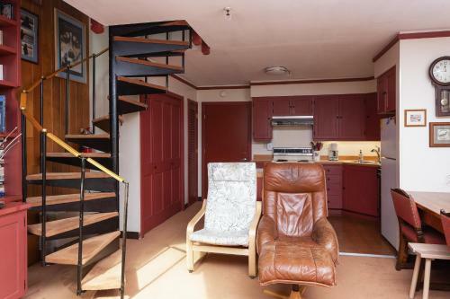 East Condo #222