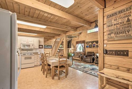 North Pole Log Cabin With Northern Lights Views!
