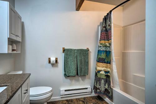 Pet-friendly Home With Northern Lights Aurora View
