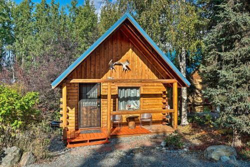 Pet-friendly Log Cabin With Fire Pit On Kenai River!