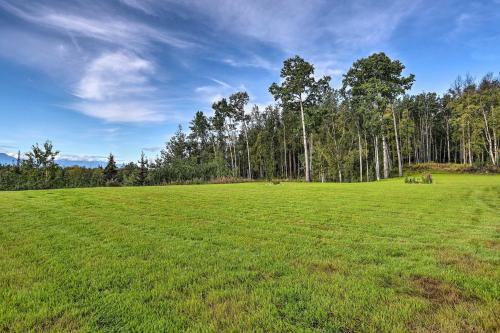Secluded Palmer Home With Mountain Views!
